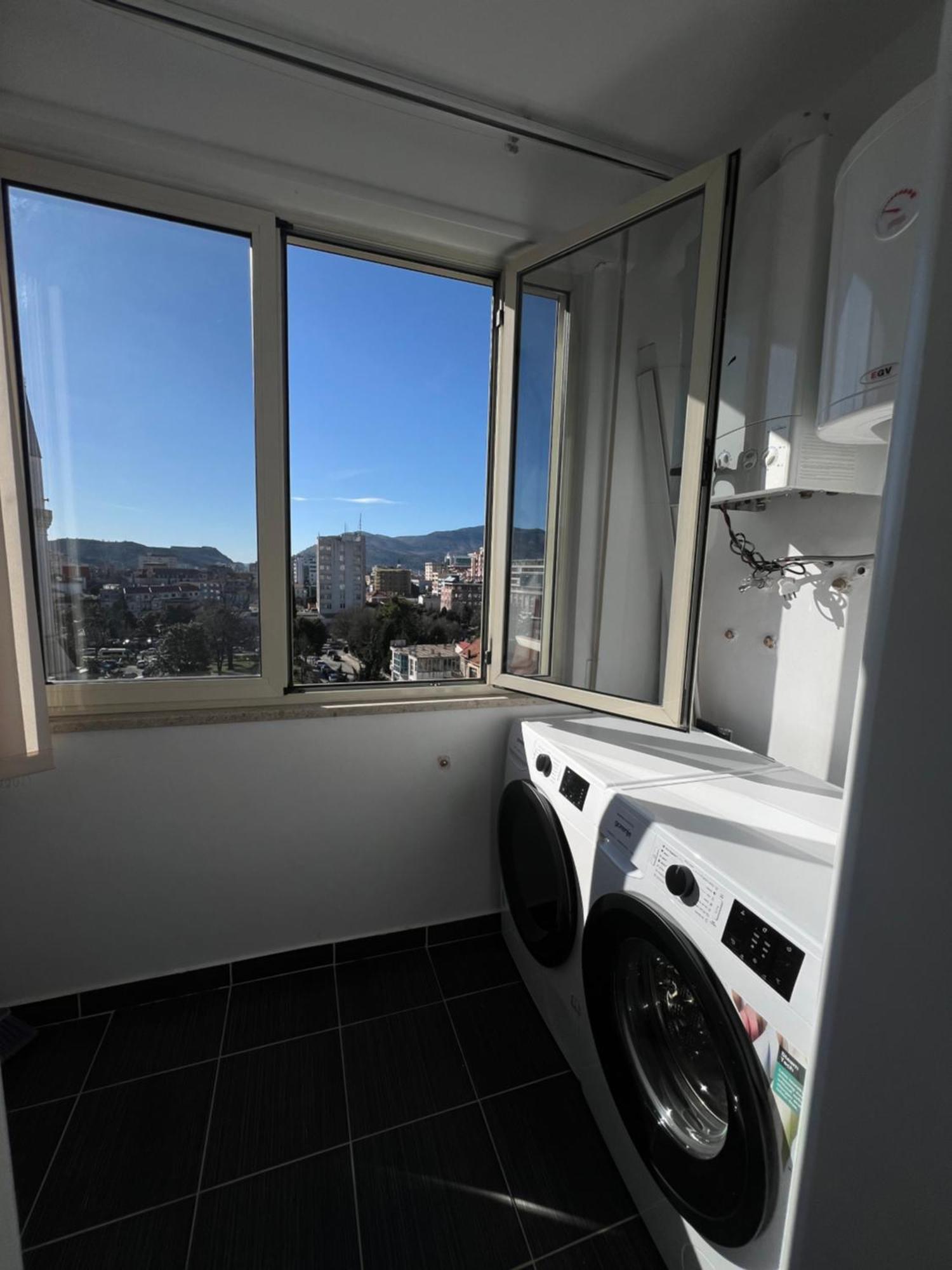 Erlaiden Apartment Shkodër Eksteriør billede