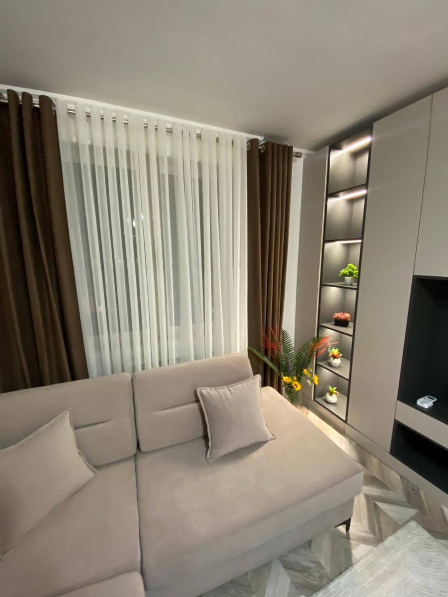 Erlaiden Apartment Shkodër Eksteriør billede
